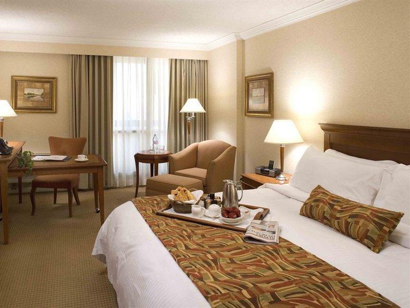 Delta Hotels by Marriott Winnipeg Exteriör bild